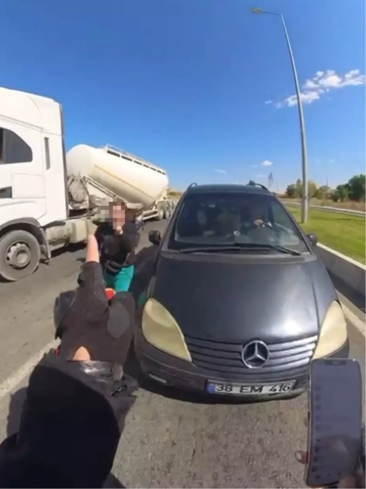 kayseride yol verme tartismasi kavgaya donustu qde6P3UJ