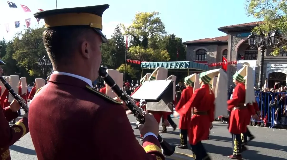 tbmmden birinci meclise kortej yuruyusu l6aZeTvc.jpg