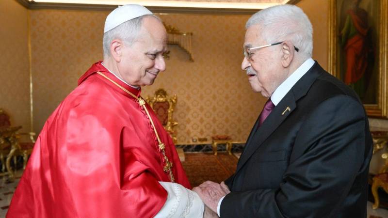 filistin devlet baskani abbas vatikanda papa 14 leo ile gorustu mrCpVdFU.jpg