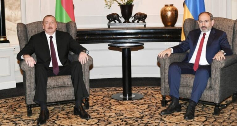 aliyev-ile-pasinyana-gernika-baris-ve-uzlasma-odulu-verildi-qEDVIgRv