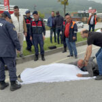 ilk-is-gununde-aci-veda-yolun-karsisina-gecmek-isterken-can-verdi-4DL3D7K2